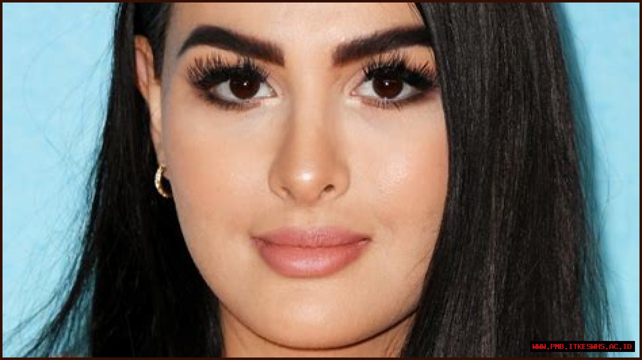 Monica Cruz Biography, Wiki, Age, Height, Boyfriend, Net Worth